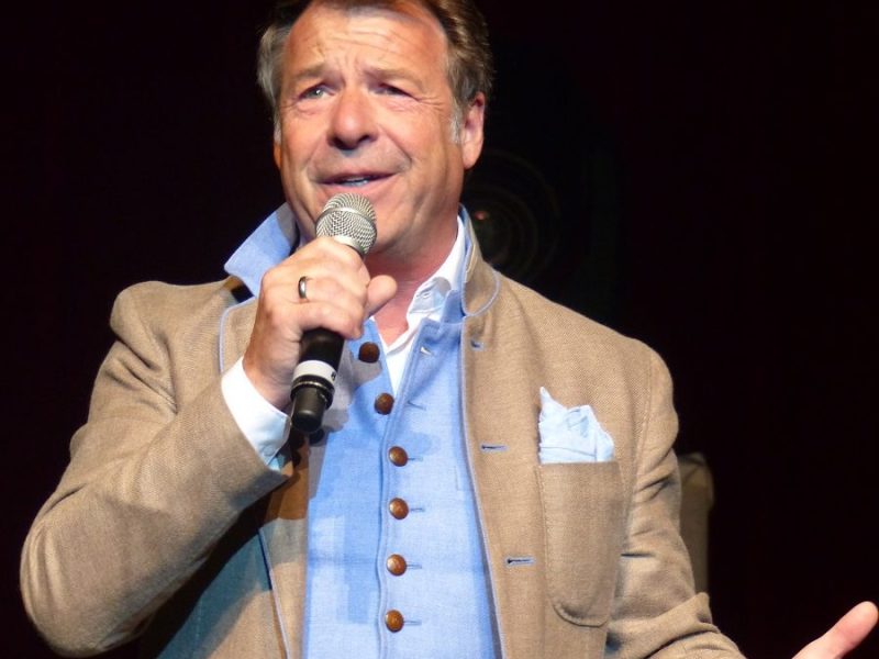 Patrick Lindner will sich nicht in Schublade stecken lassen – „So wie Peter Alexander“