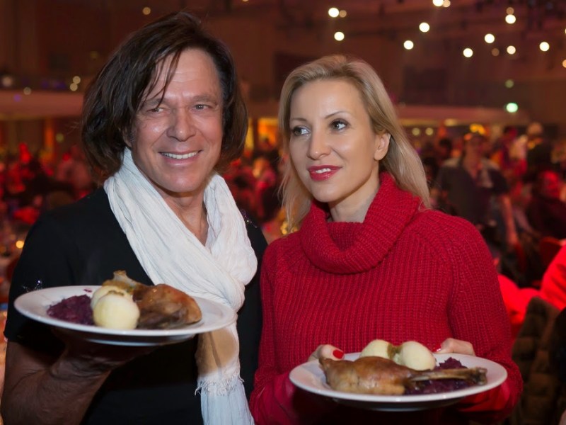 Schlagerstars helfen Frank Zander beim Obdachlosenfest
