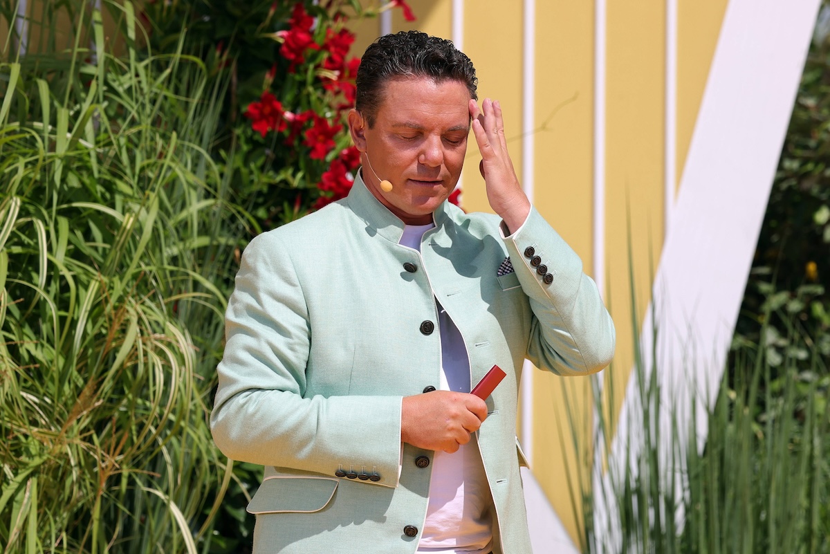Stefan Mross - Immer wieder sonntags 2024, Folge 06 Stefan Mross. ARD-Unterhaltungsshow Immer wieder sonntags. TV-Aufzeichnung und Live-‹bertragung vom 21.07.2024 aus dem Wasserpark Rulantica, Rust. Baden-W¸rttemberg, Deutschland. *** Stefan Mross Immer wieder sonntags 2024, Episode 06 Stefan Mross ARD entertainment show Immer wieder sonntags TV recording and live broadcast from 21 07 2024 from the water park Rulantica, Rust Baden W¸rttemberg, Germany