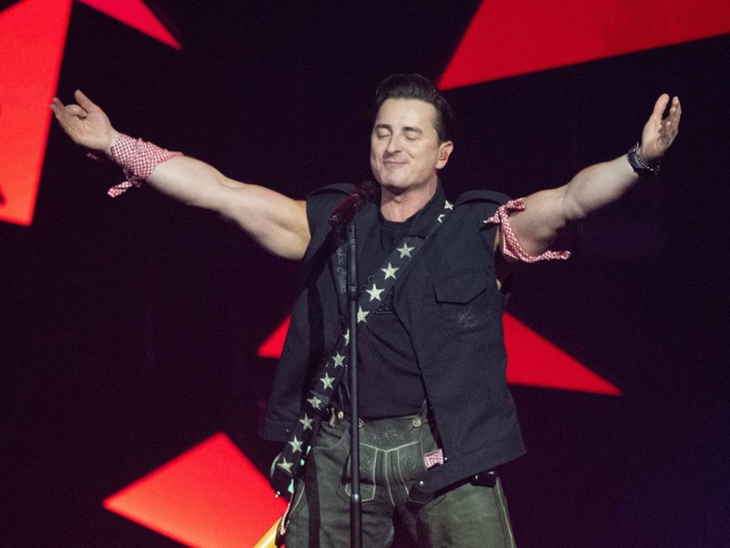 Andreas Gabalier – Knutscher-Alarm! Und SIE ist ein echter Star