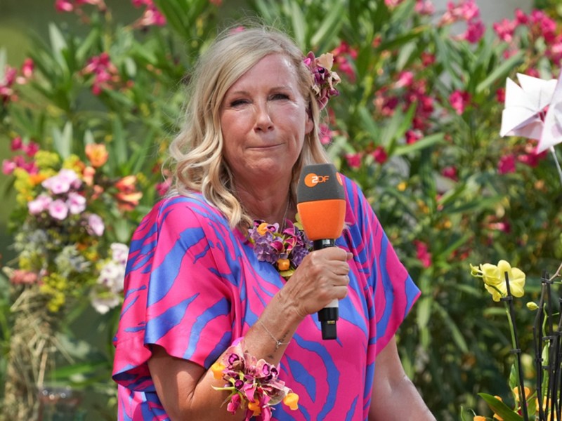 „ZDF-Fernsehgarten“-Moderatorin Andrea Kiewel: Endlich Klartext! Wer ihre Flüge bezahlt