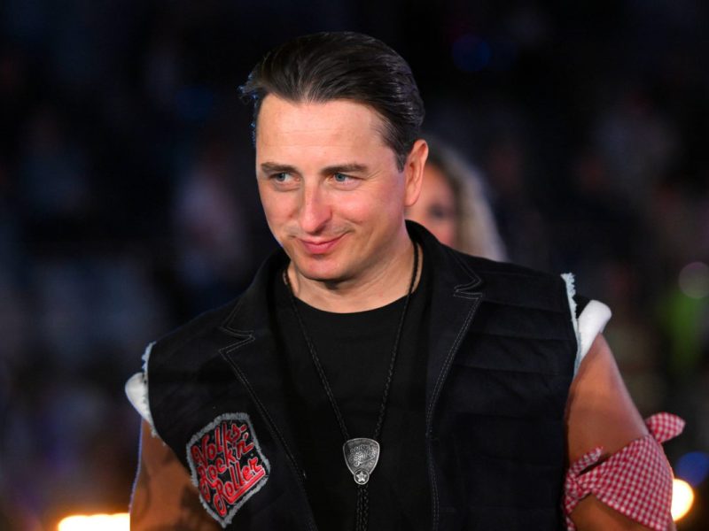 Andreas Gabalier erblickt kleines Mädchen – und zögert keine Sekunde